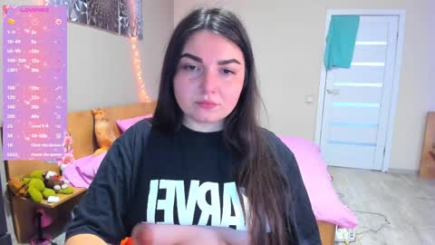 ShyAdalin online show from April 3, 1:20 pm