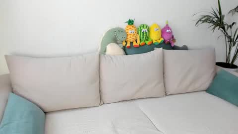 Anna online show from February 26, 7:09 am