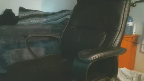 Snapshot of shyboyhugecum2020 chatting on February 3, 4:10 am shyboyhugecum2020 online show from February 3, 4:10 am