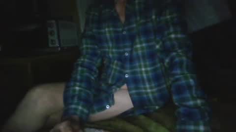 Snapshot of shyboyjohnnie chatting on January 16, 12:53 pm shyboyjohnnie online show from January 16, 12:53 pm