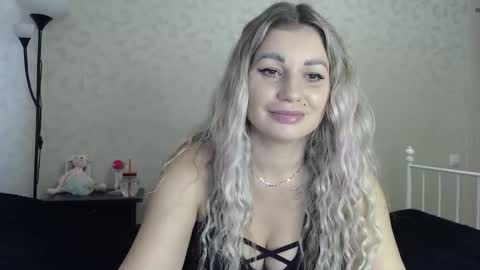 Snapshot of shyevaa chatting on September 10, 5:07 am Eva online show from September 10, 5:07 am