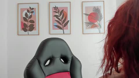 Snapshot of shylittlebunny chatting on February 15, 3:28 pm shylittlebunny online show from February 15, 3:28 pm