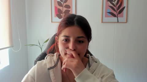 Snapshot of shylittlebunny chatting on February 9, 4:00 pm shylittlebunny online show from February 9, 4:00 pm