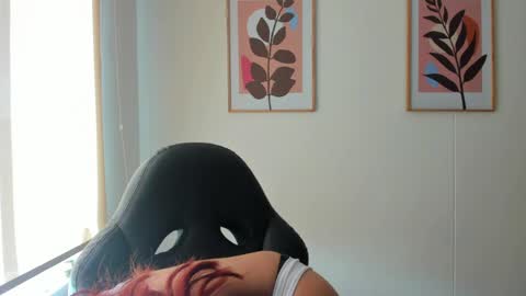 Snapshot of shylittlebunny chatting on April 7, 2:50 pm shylittlebunny online show from April 7, 2:50 pm