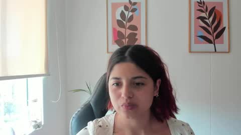 Snapshot of shylittlebunny chatting on April 10, 2:55 pm shylittlebunny online show from April 10, 2:55 pm