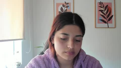 Snapshot of shylittlebunny chatting on April 13, 8:25 pm shylittlebunny online show from April 13, 8:25 pm