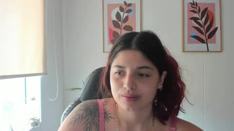 Snapshot of shylittlebunny chatting on April 15, 4:14 pm shylittlebunny online show from April 15, 4:14 pm
