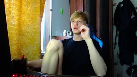 Tom and Betty online show from April 1, 5:41 am