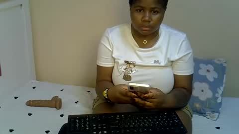 Snapshot of shyvenus chatting on May 24, 2:44 pm Venus online show from May 24, 2:44 pm