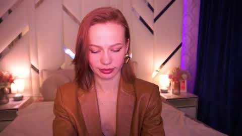 shyysiren online show from March 24, 7:46 am