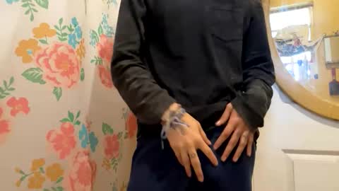 shyyyguyyy59 online show from March 22, 10:24 pm