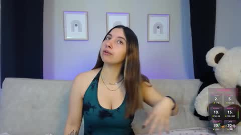 Sia online show from February 3, 8:58 pm