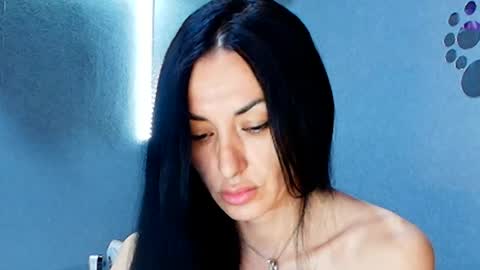 Snapshot of siaconna chatting on July 4, 7:58 am Siaconna online show from July 4, 7:58 am