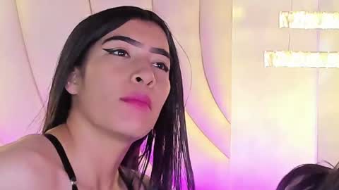 Siara and Zoe tattoo online show from June 23, 11:03 pm