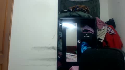 Snapshot of siblley chatting on January 20, 8:29 pm sara online show from January 20, 8:29 pm