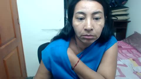 Snapshot of siblley chatting on January 29, 7:00 pm sara online show from January 29, 7:00 pm