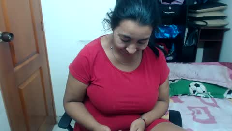 Snapshot of siblley chatting on January 30, 11:02 pm sara online show from January 30, 11:02 pm