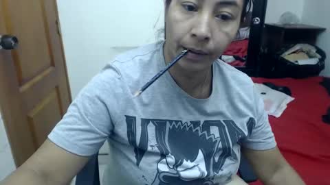 Snapshot of siblley chatting on March 8, 8:57 pm sara online show from March 8, 8:57 pm