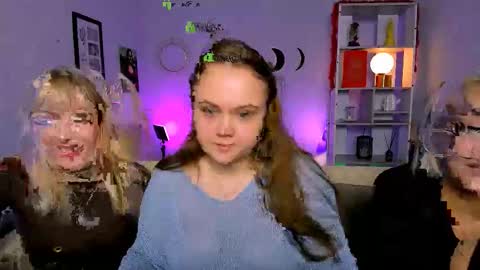 Snapshot of sicilia_shine chatting on February 25, 8:18 pm silicia online show from February 25, 8:18 pm