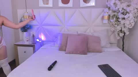 Snapshot of sidney_clark chatting on July 21, 1:13 pm sidney_clark online show from July 21, 1:13 pm