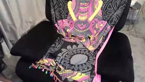 sidnney online show from December 3, 4:31 am