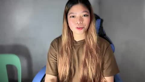sienna_babe online show from June 23, 2:59 pm