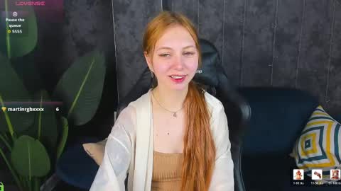 Snapshot of sienna_nyx chatting on May 26, 9:05 am Sienna online show from May 26, 9:05 am