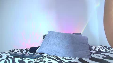 Snapshot of sienna_princess chatting on July 13, 6:33 pm Sienna Morales online show from July 13, 6:33 pm