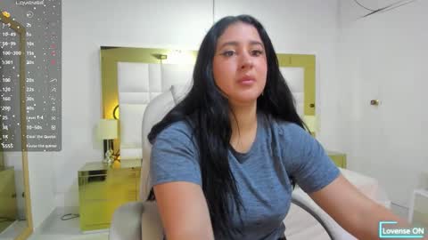 Sienna  online show from January 10, 11:23 am