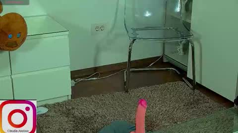 Snapshot of siennaluxexx chatting on February 5, 4:00 pm siennaluxexx online show from February 5, 4:00 pm