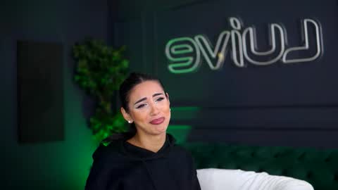 Sienna online show from October 11, 10:36 am