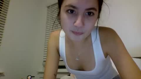 Snapshot of sierranovaa chatting on February 19, 12:46 am sierranovaa online show from February 19, 12:46 am
