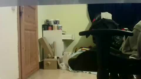 Snapshot of siggi180197 chatting on November 11, 2:50 pm siggi online show from November 11, 2:50 pm