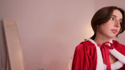 Snapshot of silent_chill chatting on December 24, 9:39 am Chilli online show from December 24, 9:39 am