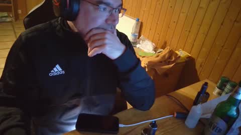 Snapshot of silented7 chatting on February 8, 1:43 am silented7 online show from February 8, 1:43 am