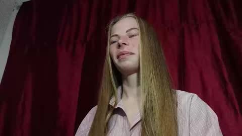 JULIANA online show from March 20, 8:57 pm