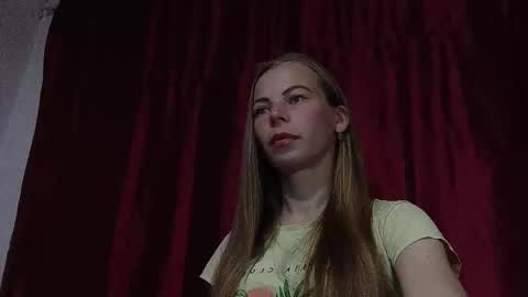 JULIANA online show from March 22, 10:02 pm