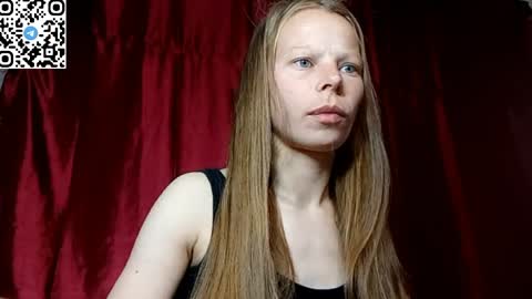 JULIANA online show from April 8, 7:03 pm