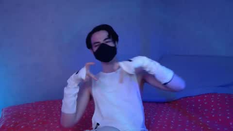 Snapshot of silinti chatting on December 22, 12:13 pm Silinti online show from December 22, 12:13 pm