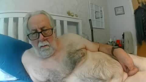 sillyoldman45221063 online show from July 23, 5:00 pm