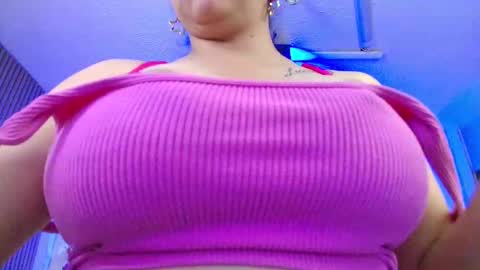 SIlvana  online show from November 28, 1:14 pm