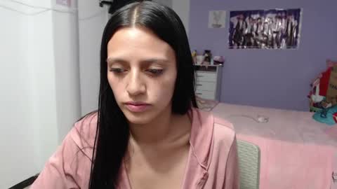 Snapshot of silvanaroberts_ chatting on February 28, 12:10 am  Rouse  online show from February 28, 12:10 am