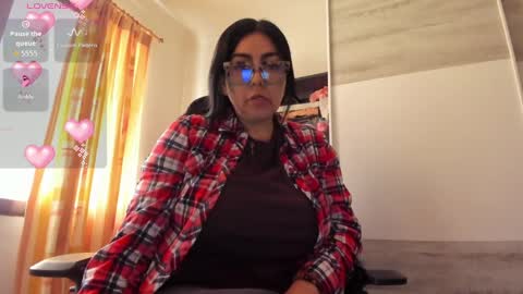 Snapshot of silver__love chatting on March 31, 3:01 pm Silver online show from March 31, 3:01 pm