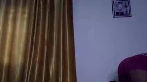 Snapshot of silver_baby06 chatting on April 29, 7:34 am silver baby06 online show from April 29, 7:34 am