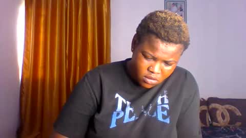 Snapshot of silver_baby06 chatting on May 28, 8:33 am silver baby06 online show from May 28, 8:33 am
