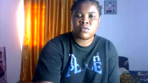 Snapshot of silver_baby06 chatting on June 1, 10:28 am silver baby06 online show from June 1, 10:28 am
