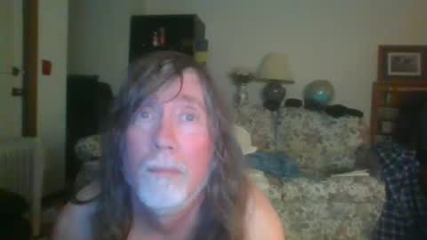 Snapshot of silverfunfox chatting on December 7, 5:48 am silverfunfox online show from December 7, 5:48 am