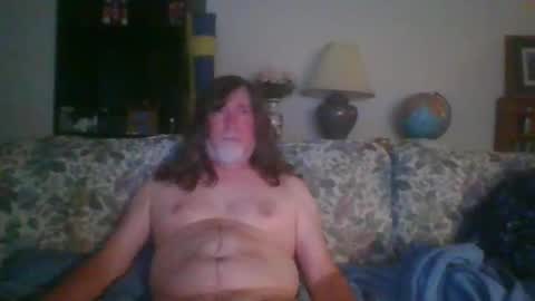 Snapshot of silverfunfox chatting on December 18, 2:10 am silverfunfox online show from December 18, 2:10 am