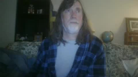 Snapshot of silverfunfox chatting on February 15, 7:06 am silverfunfox online show from February 15, 7:06 am