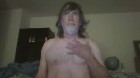 Snapshot of silverfunfox chatting on February 13, 6:09 am silverfunfox online show from February 13, 6:09 am